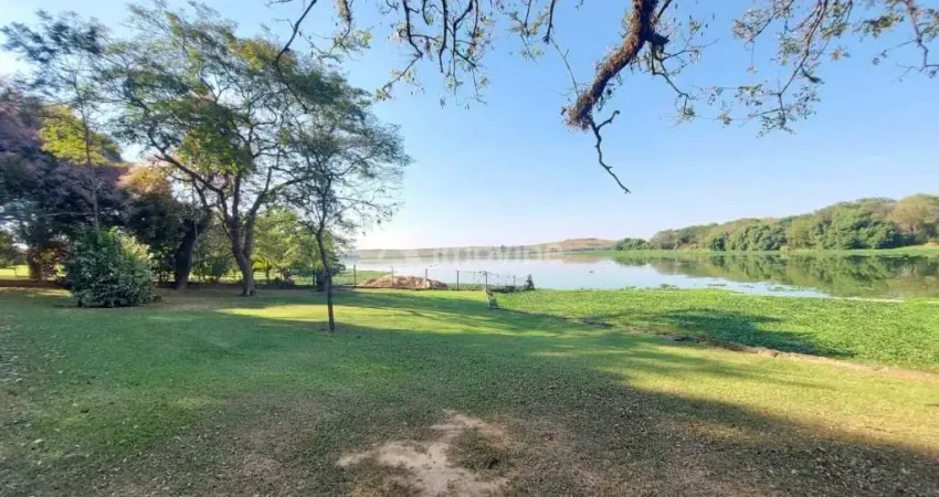 Chácara a Venda na Cidade de Americana - SP Vista para represa de Salto Grande.