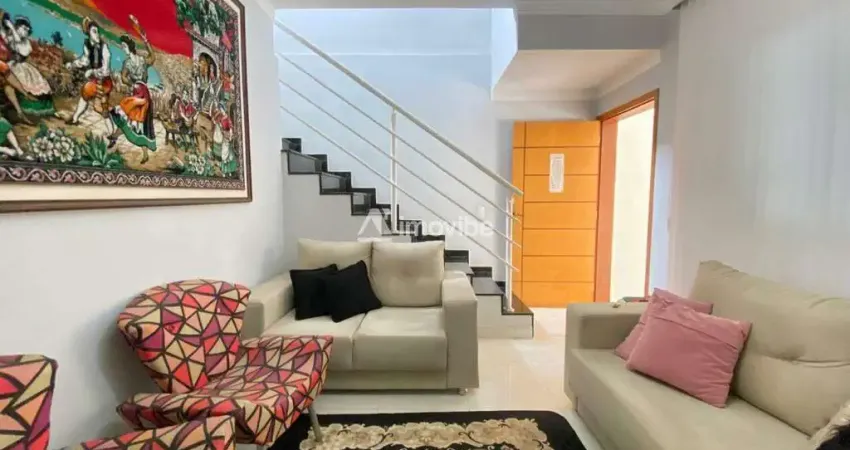 Sobrado à venda com 3 dormitórios no Jardim Alvorada em Sumaré-SP