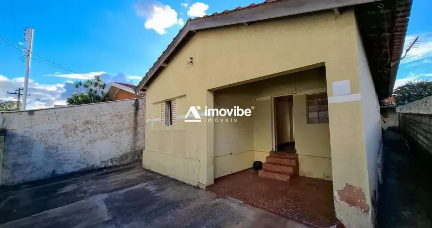 Casa à venda com 02 quartos e edícula, no Cidade Jardim em Americana–SP