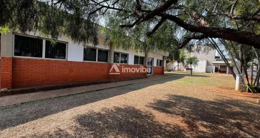 Galpão industrial com 2250m² e área livre 2550m²- Distrito Industrial de Santa Bárbara D'Oeste - SP