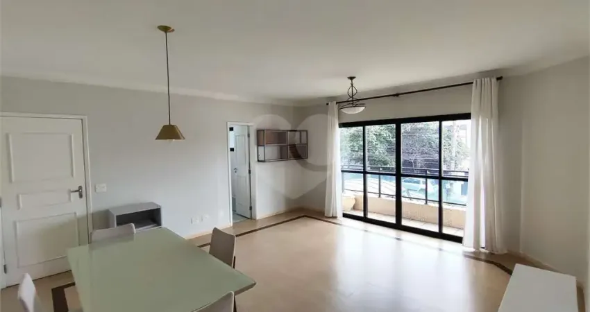 Apartamento na Vila Ester