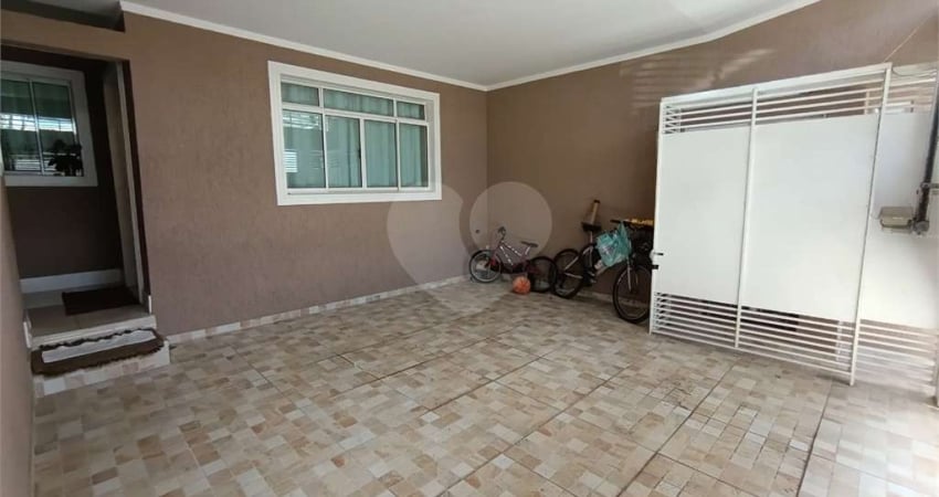 Sobrado com 3 quartos sendo 1 suíte com 2 vagas no  Jaçanã