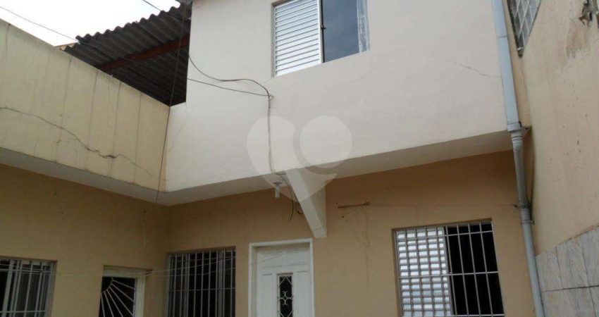 CASA ASSOBRADA COM 2 MORADIAS E SALÃO COMERCIAL A VENDA NA CASA VERDE