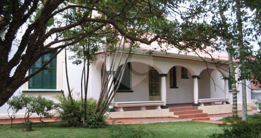 Casa Estilo Colonial no Horto Florestal Venda e Locação
