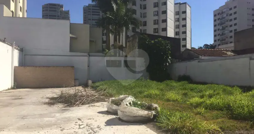 Excelente Terreno no Bairro da Vila Bianca,ao lado da Avenida. Braz Leme.