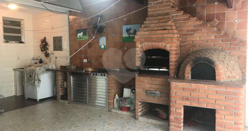 Excelente sobrado na Região da Água Fria, fácil acesso ao metrô Jardim São Paulo, Conta com 3 suítes