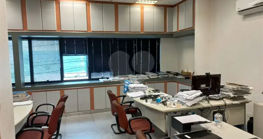 Prédio à venda na Rua Maria Curupaiti, Casa Verde, São Paulo