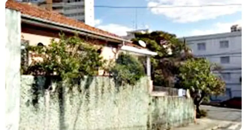 Casa com 2 quartos à venda na Rua Altinópolis, Santana, São Paulo