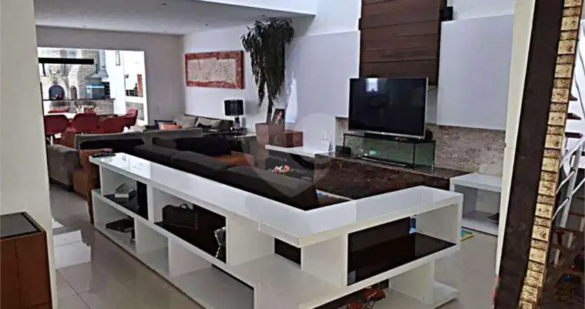 Casa em condomínio fechado com 4 quartos à venda na Rua Manuel Morais Pontes, Tremembé, São Paulo