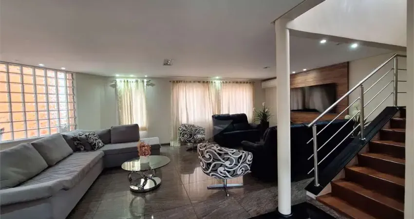 Casa com 3 quartos à venda na César De Souza, Tucuruvi, São Paulo