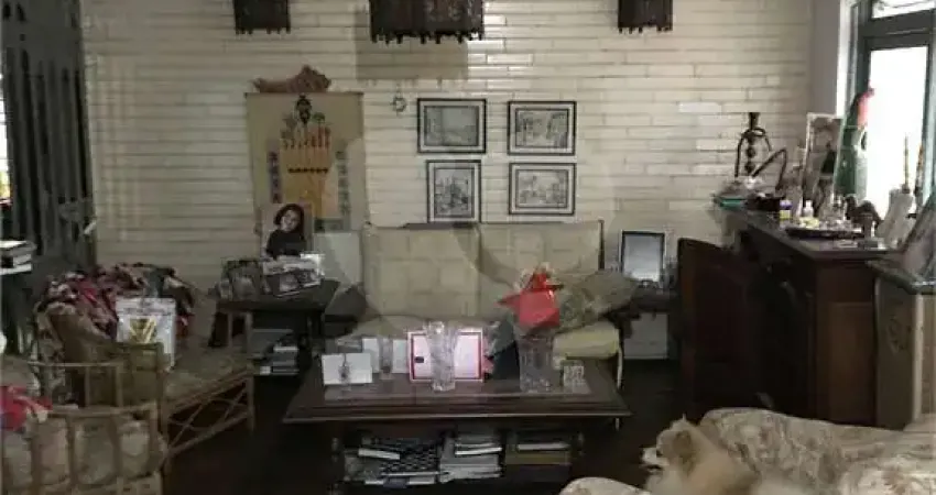 Casa com 4 quartos à venda na Rua Pedro Morganti, Vila Mariana, São Paulo