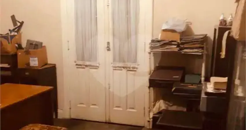 Sobrado  à venda em PERDIZES com 300 m²