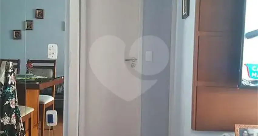 Apartamento Santana 2 dormitórios e vagas de garagem