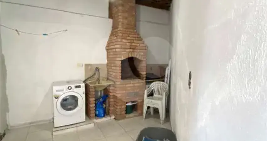 Sobrado a venda no Pq. Edu Chaves 2 dormitórios 2 vagas