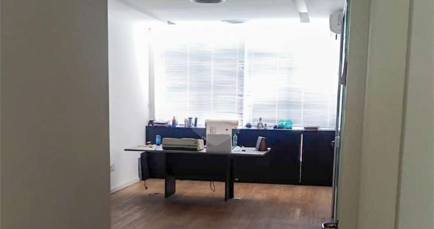 Casa comercial à venda na Avenida Rio Branco, 320, Barra Funda, São Paulo