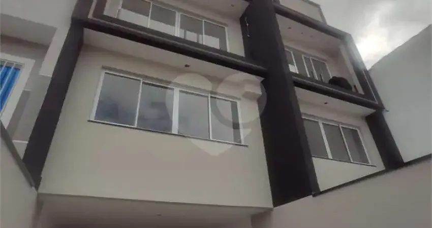 sobrado tres quartos sendo uma suite duas vagas  em tucuruvi