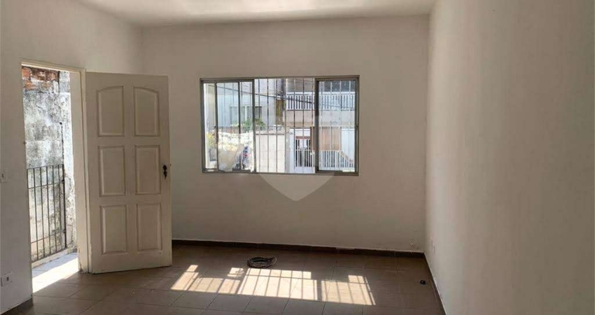 Casa com 2 quartos à venda na Rua Rosa Honoria de Jesus, 118, Campo Limpo, São Paulo