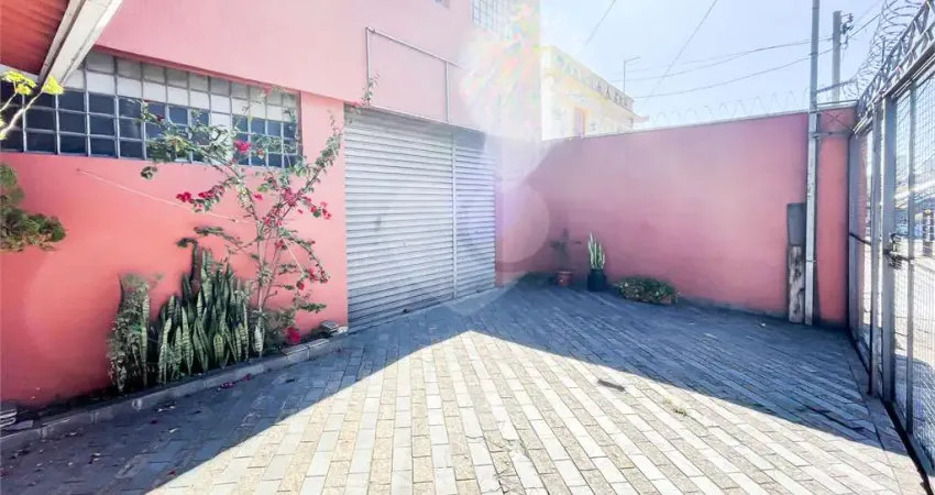 Barracão / Galpão / Depósito à venda na Vila Sônia, São Paulo