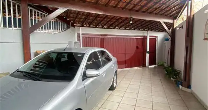 Sobrado próximo ao metrô Tucuruvi, 2 dormitórios 1 suíte e 2 vagas
