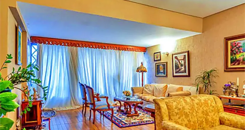 Casa 169m²  à venda no bairro Jardim França com 3 dormitórios
