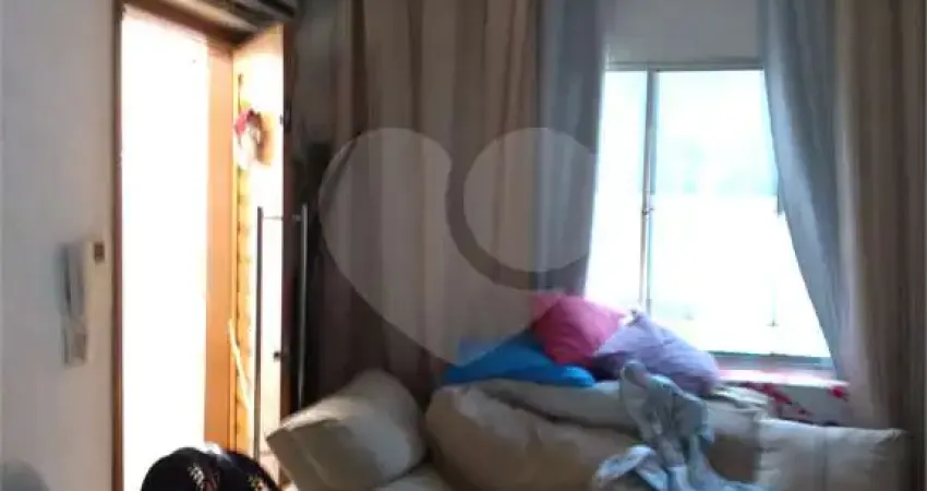 Casa com 3 quartos à venda na Rua Cristóvão Lins, Vila Guilherme, São Paulo