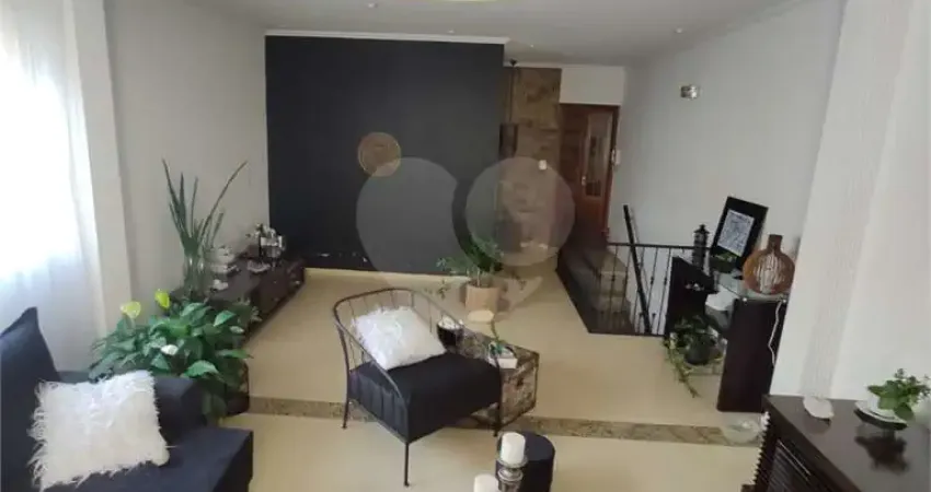 Sobrado a venda Vila Maria de 4 quartos, piscina e 2 vagas