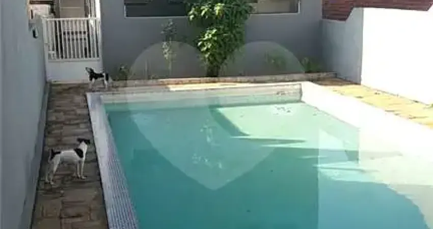 PREDIO / COMERCIAL AGUA FRIA