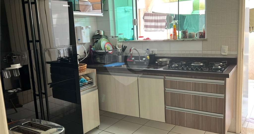 Casa em condomínio na Casa Verde - 2 suítes e 1 vaga