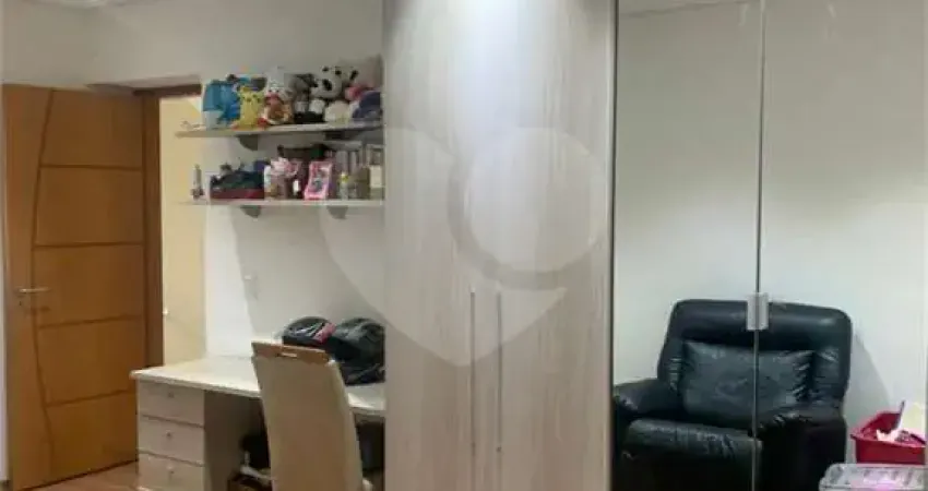 Sobrado no Lauzane 3 quartos 200 m²