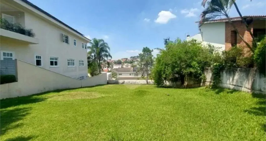 Terreno à venda na Alameda Londrina, 351, Alphaville, Santana de Parnaíba