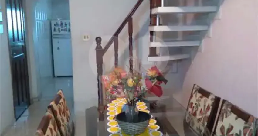 UMA EXELENTE OPORTUNIDADE DE MORAR PROXIMO DO METRO.