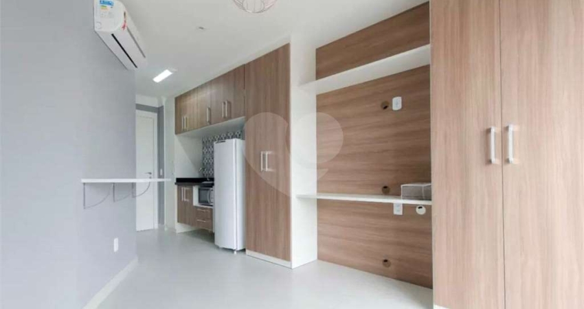 Apartamento com 1 quarto à venda na Rua Voluntários da Pátria, 774, Santana, São Paulo