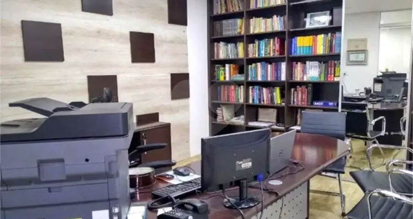 Casa com 3 quartos à venda na Rua Monte Camberela, 272, Itaim Paulista, São Paulo