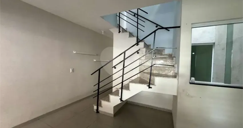 Casa com 3 quartos à venda na Isaías Malentechi, Vila Isolina Mazzei, São Paulo