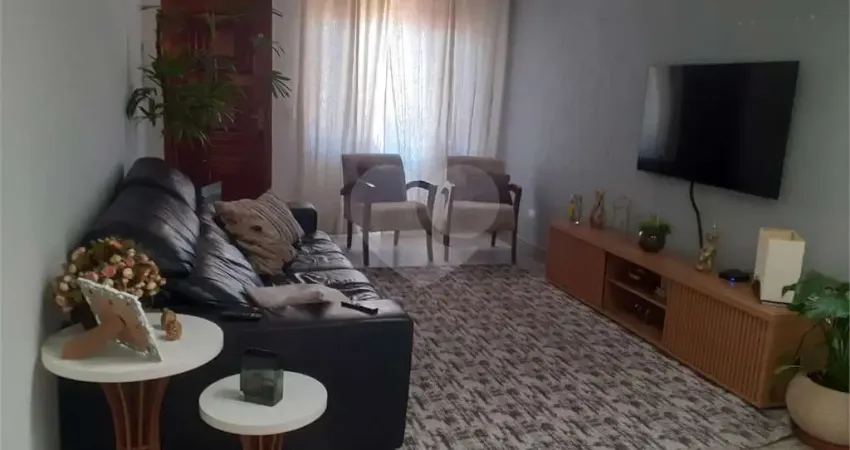 Excelente Sobrado no Bairro do Mandaqui, com 03 dormitórios, sendo 01 suíte com sacada