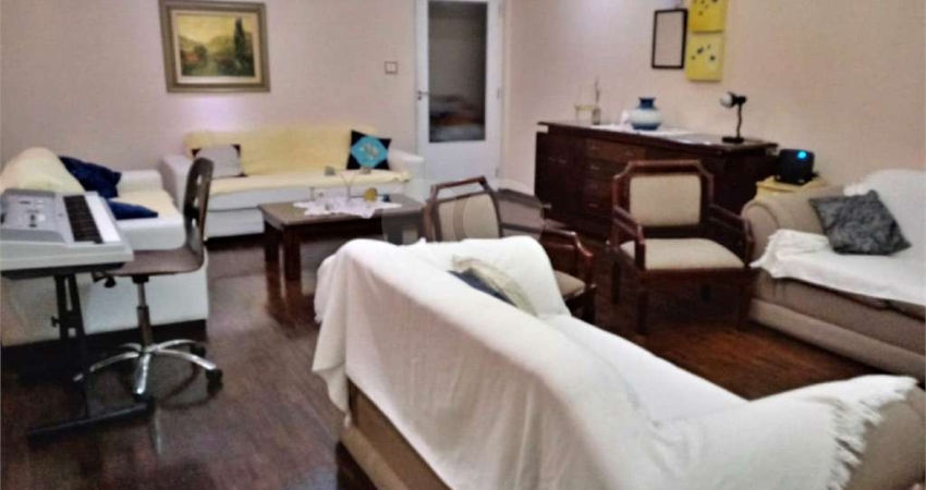 Apartamento Duplex em Santana. 200 metros quadrados e 4 dormitórios, a 5 minutos do Metrô