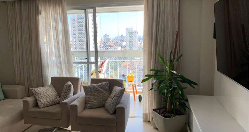 Apartamento com 91m² 3 dormitórios sendo 1 suíte 2 vagas de garagem