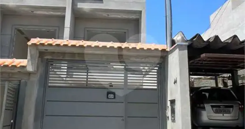 Sobrado  Novo a Venda de  180m2