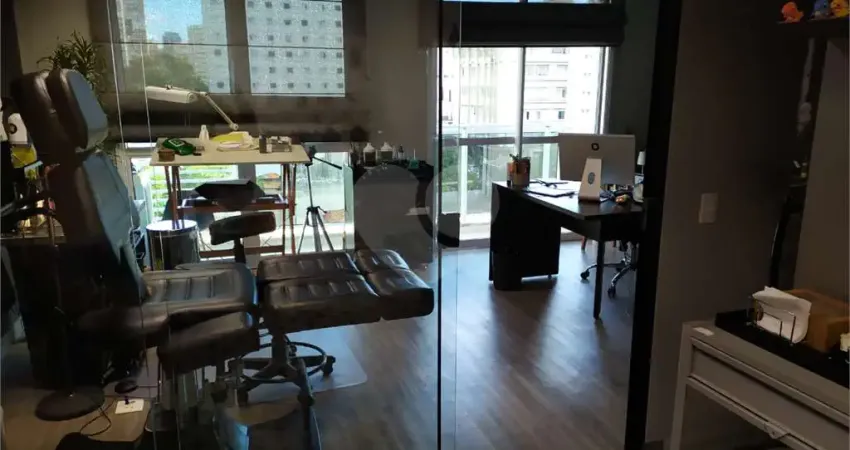 Sala comercial à venda na Rua Cardeal Arcoverde, 745, Pinheiros, São Paulo