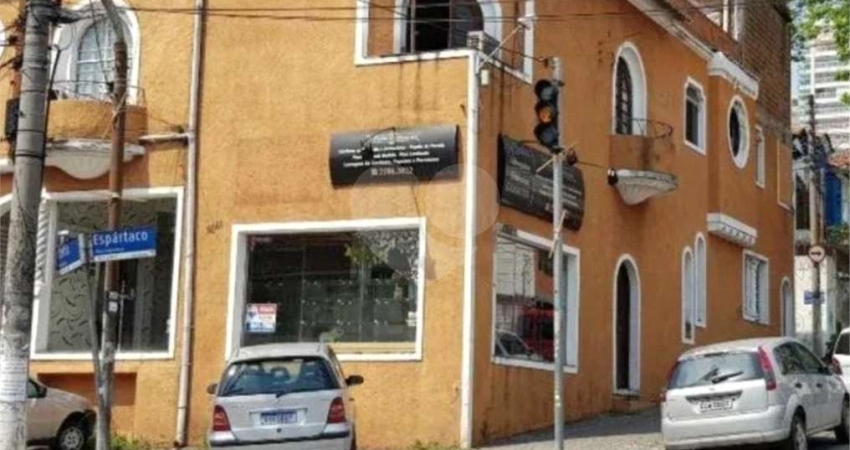 Casa comercial à venda na Rua Clélia, 1435, Lapa, São Paulo