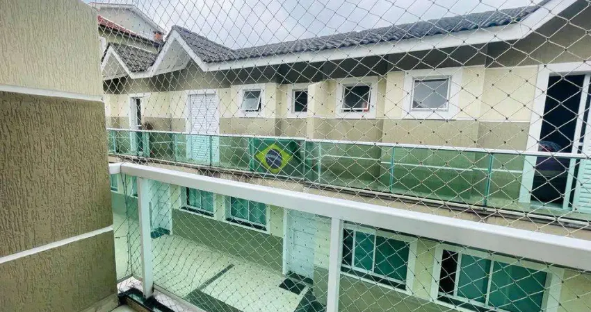 Sobrado condomínio fechado 3 dormitórios Vila Mazzei 2 vagas