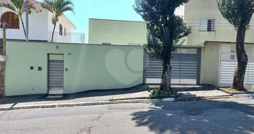 Mandaqui sobrado à venda em excelente localização com 3 quartos 1 suíte 2 vagas em Rua Larga e Tranquila!!!