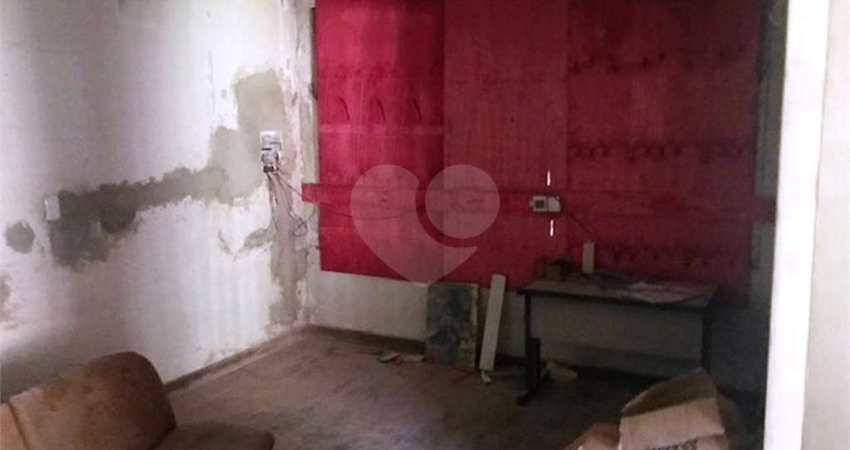 Casa comercial à venda na Rua Professor Colombo de Almeida, 26, Santa Teresinha, São Paulo