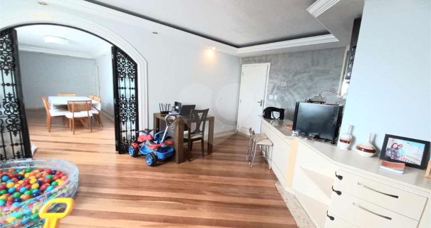 Apartamento, 4 dormitórios, 1 suíte, 2 vagas, à venda em Santana, em São Paulo