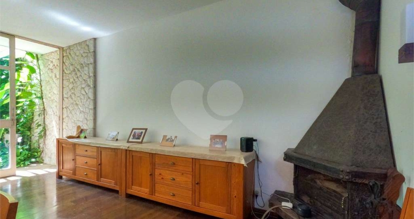 Casa com 4 quartos à venda na Rua Conselheiro Zacarias, 311, Jardim Paulista, São Paulo