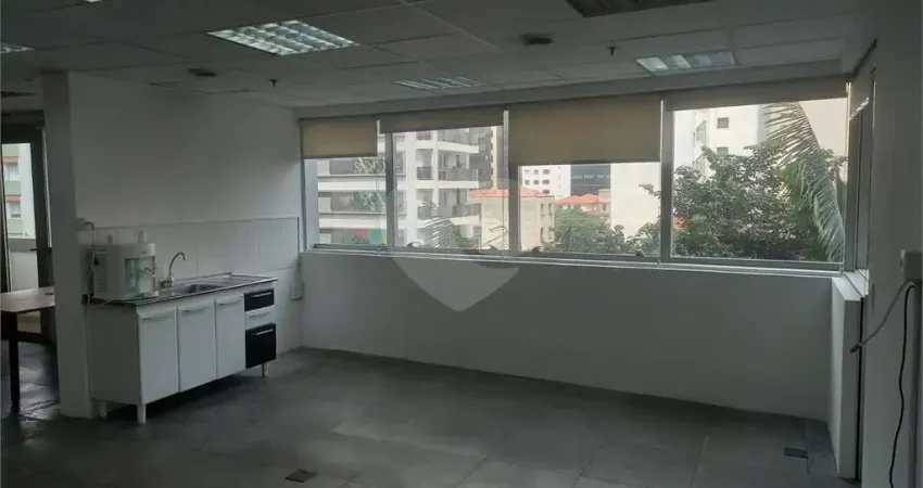 Sala comercial à venda na Avenida Pedroso de Morais, Pinheiros, São Paulo