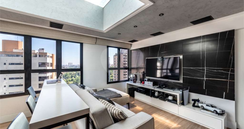 Cobertura Duplex - Morumbi - 1 Dormitório / Suíte - Piscina - 3 Vagas - Venda / Compra