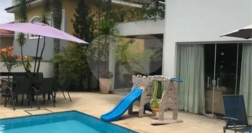 Casa em condomínio fechado com 4 quartos à venda na Das Bétulas, Alphaville, Santana de Parnaíba