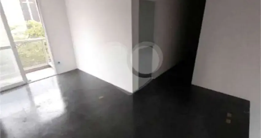 Sala comercial à venda na Rua Pirapitingui, 80, Liberdade, São Paulo