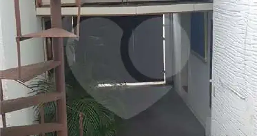 VENDE SE PROPRIEDADE COM FUNDO DE COMÉRCIO - OTIMO SOBRADO COM 18 STUDIOS/KITNETES - IMOVEL RENDA